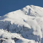 Chalet Horn Trailside Retreat Davos
