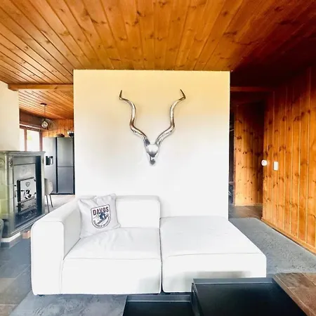 Horn Trailside Retreat *