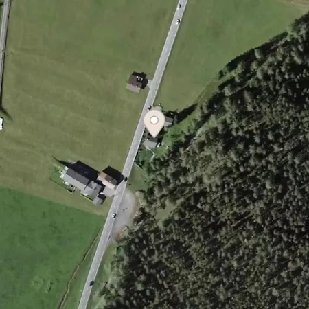 Chalet Horn Trailside Retreat